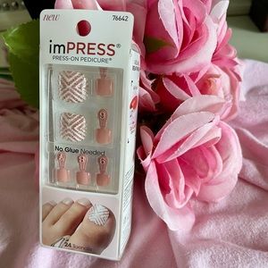Impress toenails